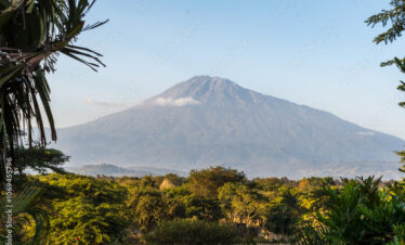 Impression of Mount meru, as seen from the town of Arusha, Tanzania